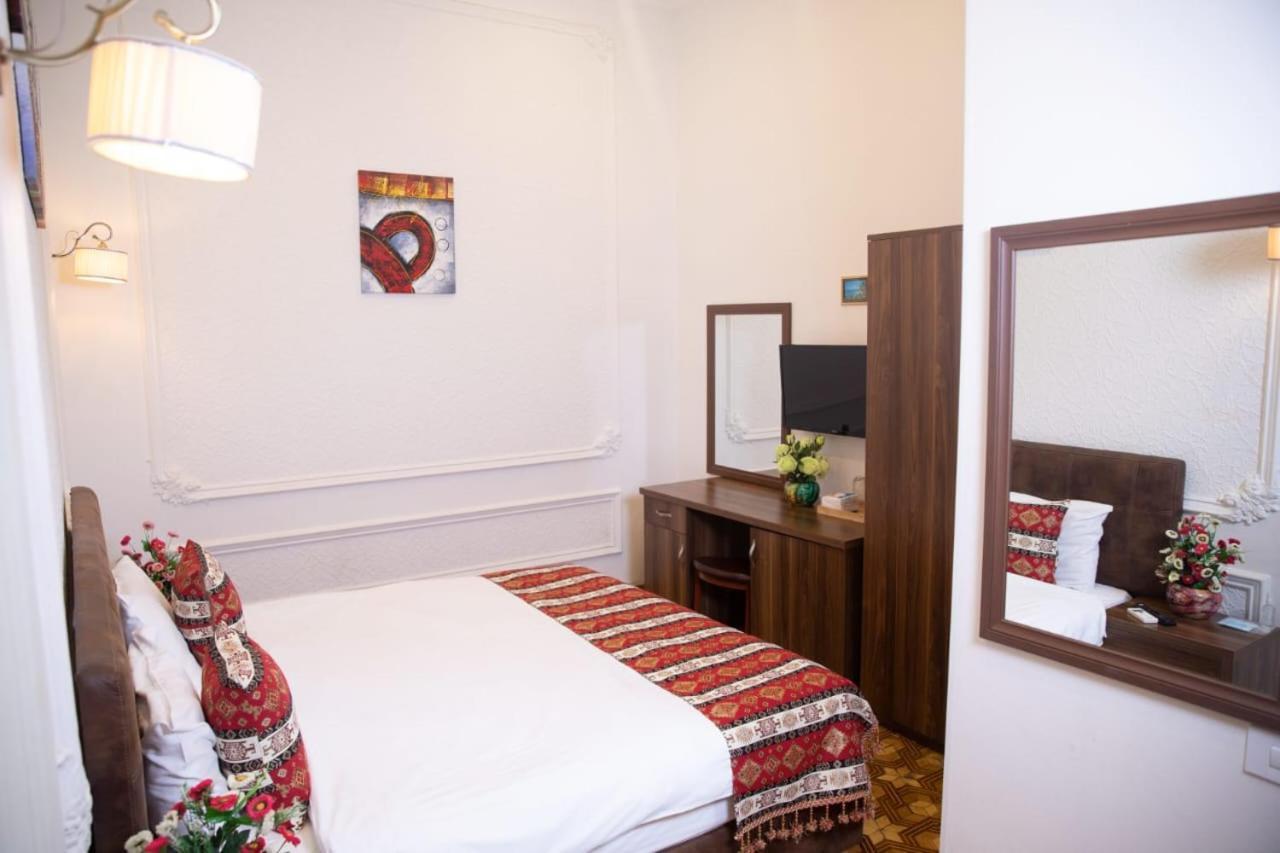 Malakhan Hotel Bakú Habitación foto